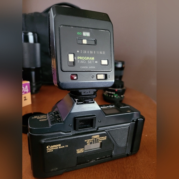 Camera 1984 Canon T70 with Extra Lens - Picture 3 of 11